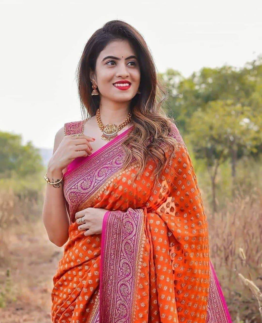 Soft Lichi Silk Jacquard Border Saree – Elegant Wedding & Party Wear