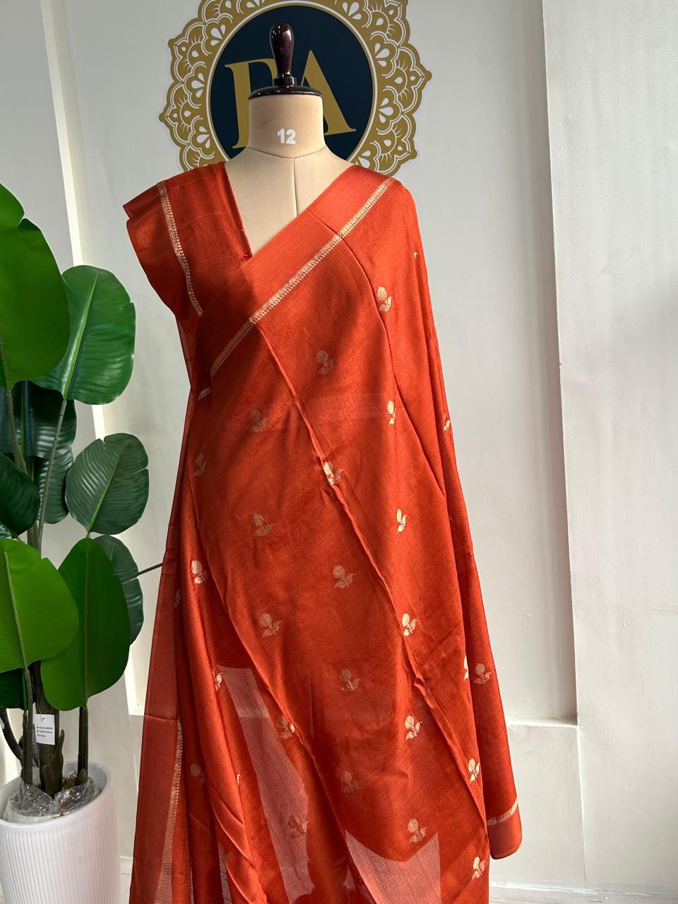 Premium Pure Soft Viscose Khadi Silk Saree with Jacquard Leaf Design