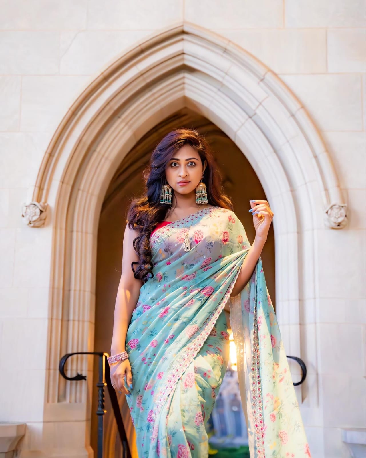 Elegant Soft Georgette Silk Saree with Designer Floral Print & Zari C-Pallu