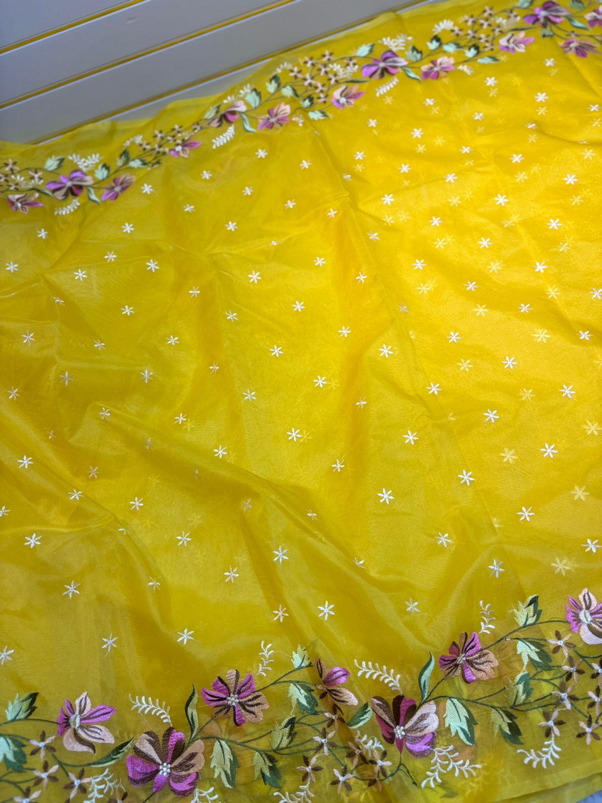 Banarasi Soft Organza Silk Saree — Elegant Cutwork Embroidery Collection